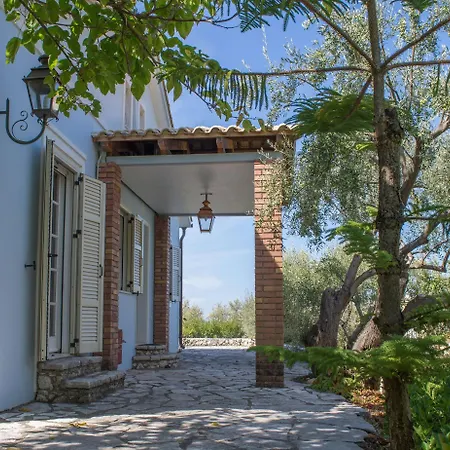 Kiparissi Holiday home *